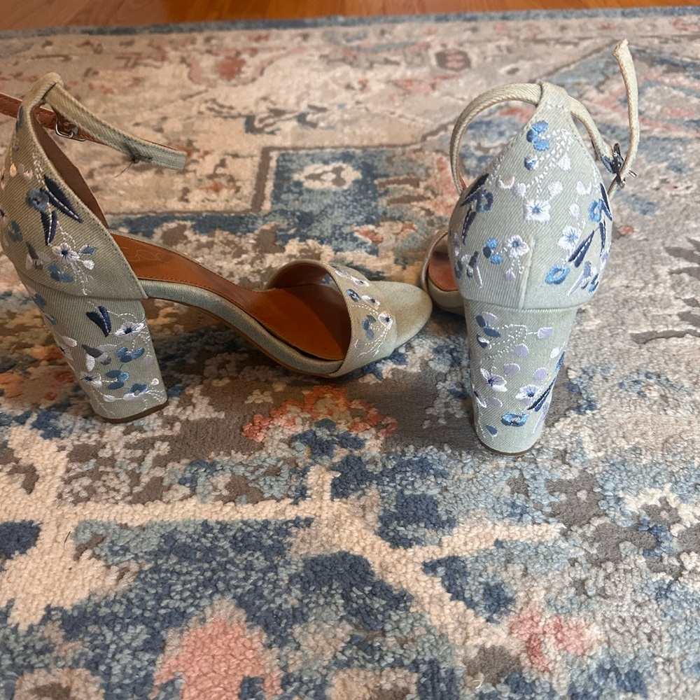 Blue and Cream Slingback Heels with Chunky Heel